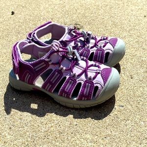 Khombu brand new shoes size girls kids 12